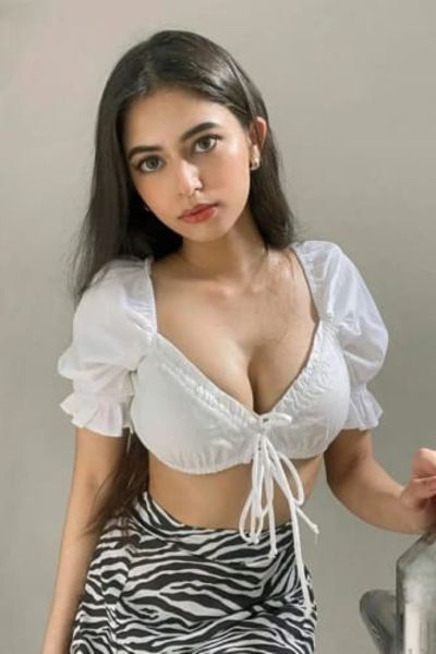Housewife Celebrity Escorts In Bangalore